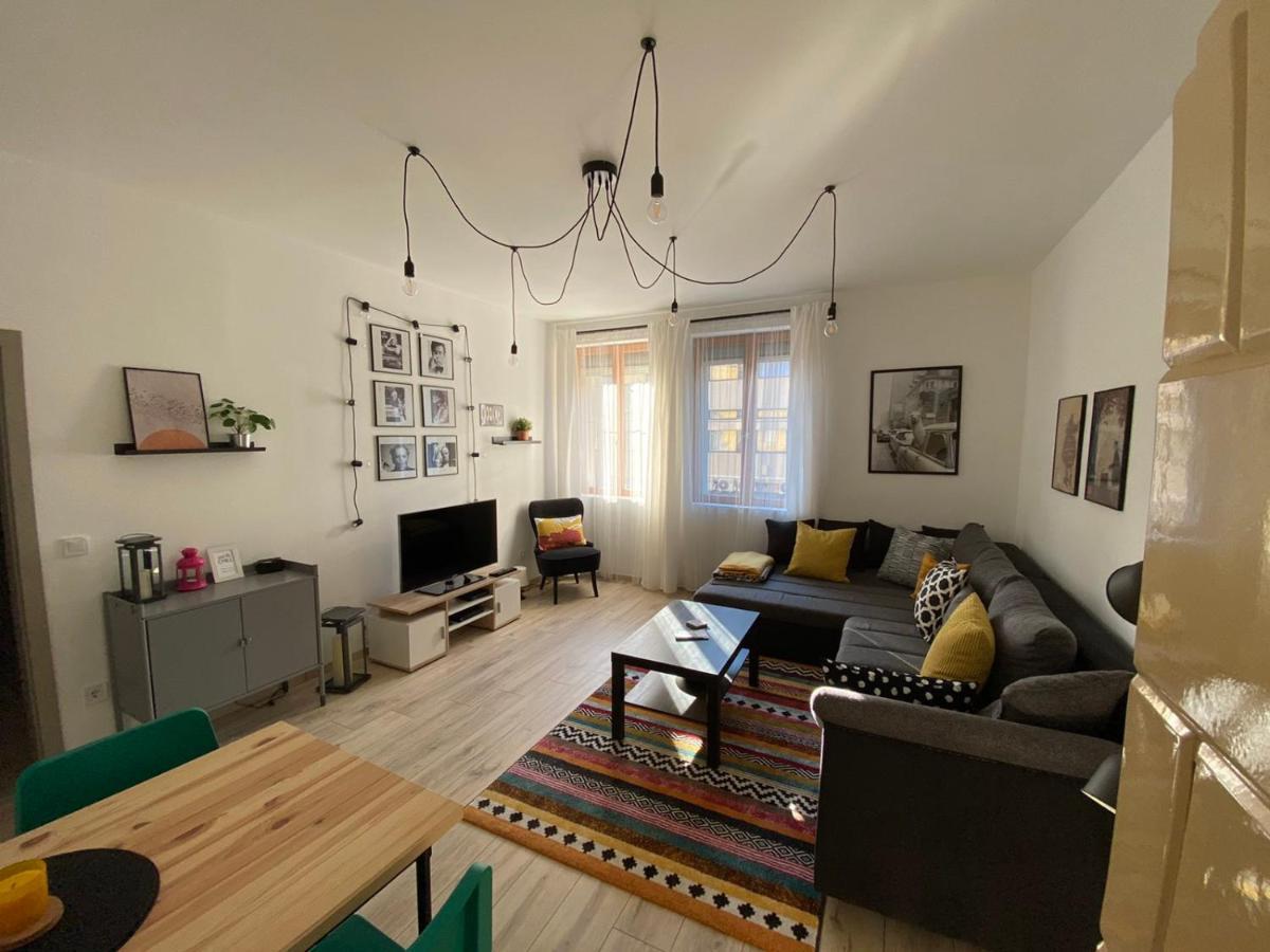 Room Bueno Егер Екстериор снимка
