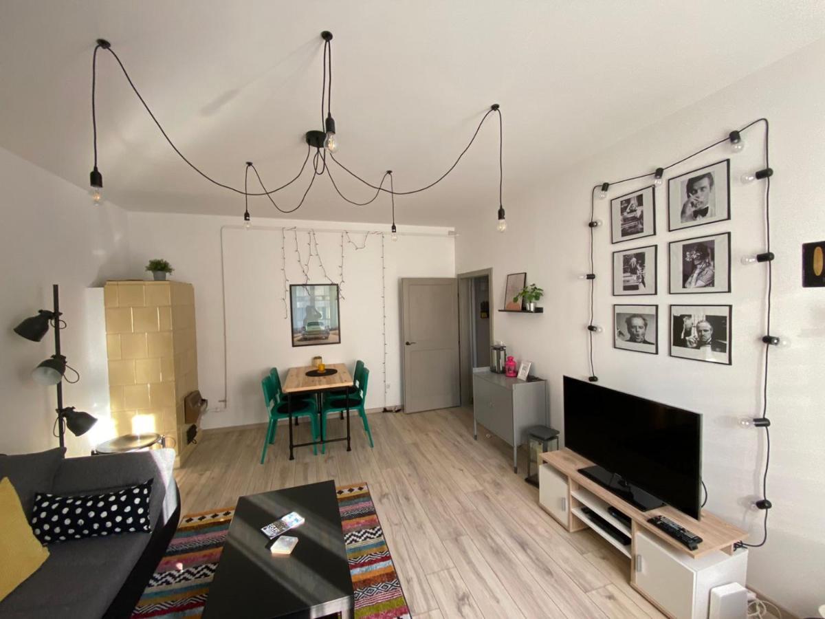 Room Bueno Егер Екстериор снимка