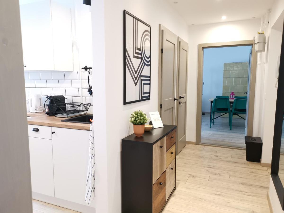 Room Bueno Егер Екстериор снимка