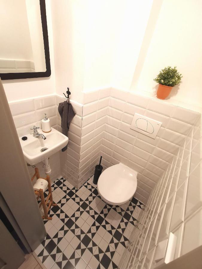 Room Bueno Егер Екстериор снимка